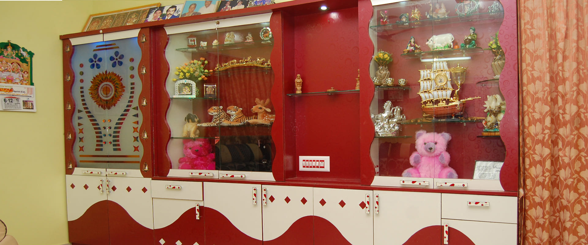 Showcase Design in Hall in Madurai